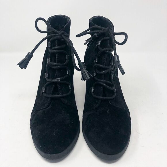 MADDEN GIRL | Black Deenna Velvet Lace Up Wedge Boots NEW Women’s Size 8 - Picture 3 of 11